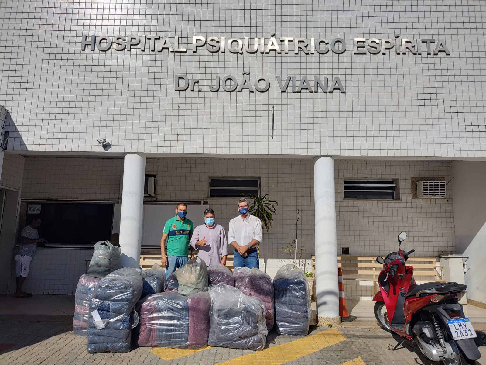 ACIC entrega cobertores e agasalhos no  Abrigo João Viana