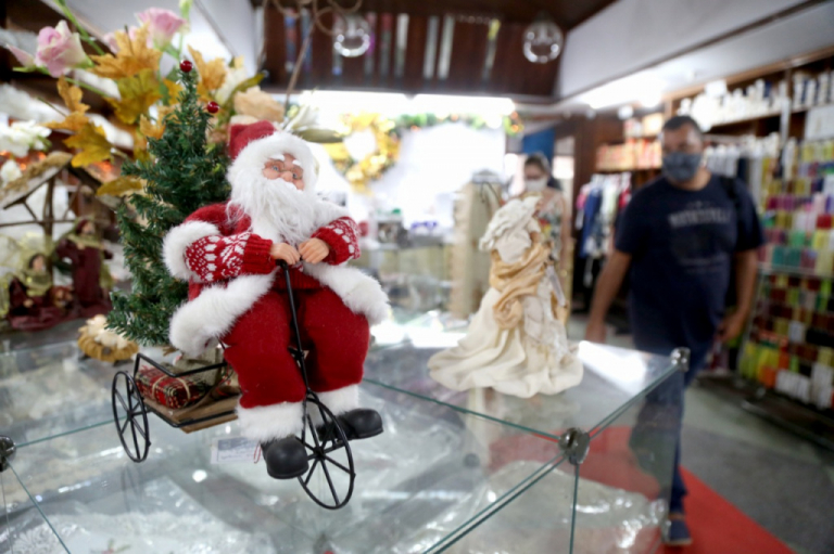 Faltam 15 dias para o Natal e o comércio registra queda nas vendas