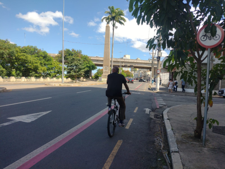 Ciclofaixas continuam criando polêmica no trânsito campista