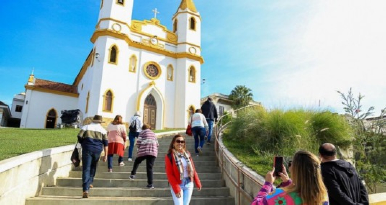 Cidennf lança curso técnico de Guias de Turismo para fortalecer o setor na região